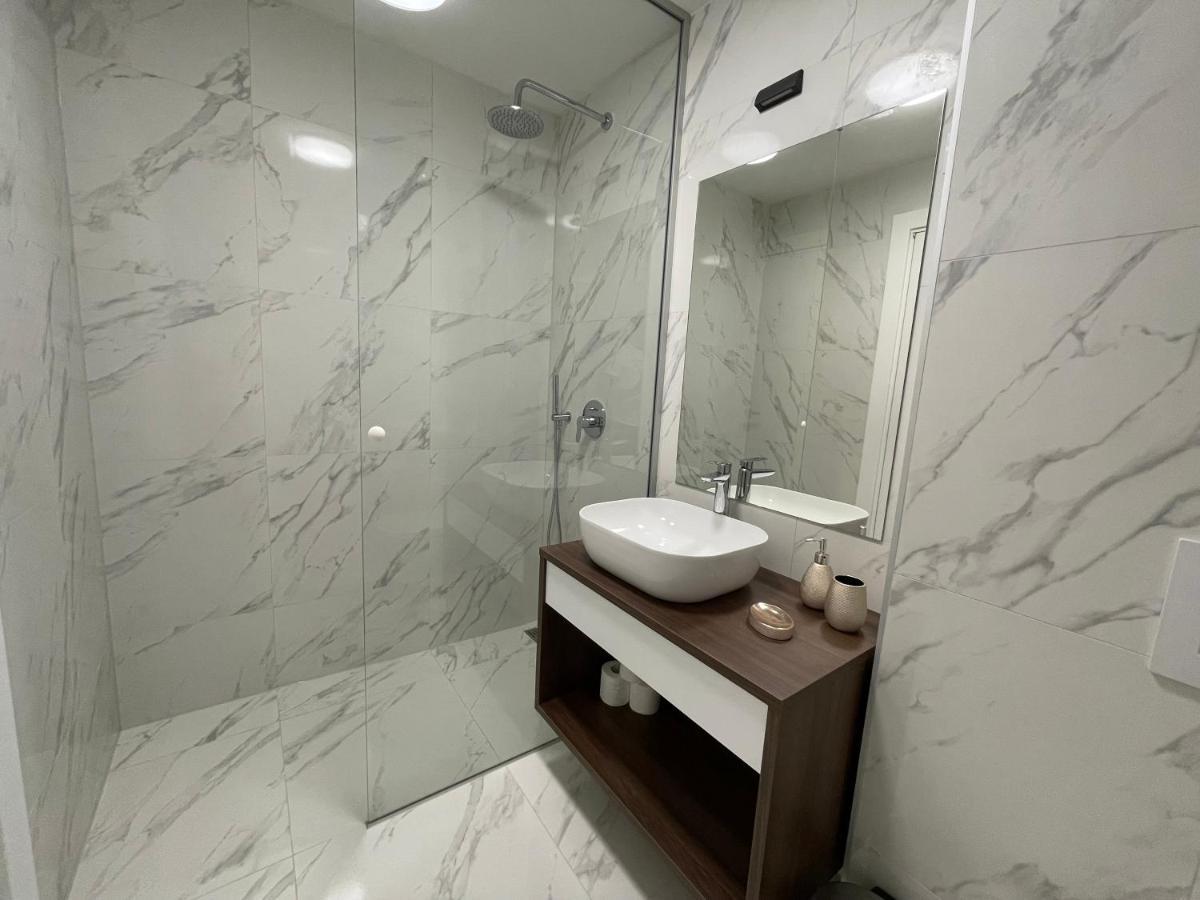 Lux Nanea Apartment Krk Town Extérieur photo